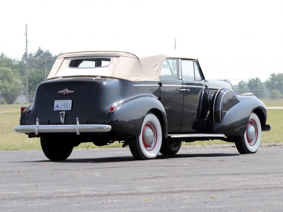  Buick Limited Fastback Convertible Phaeton 1940 года  (фото 10 из 10)